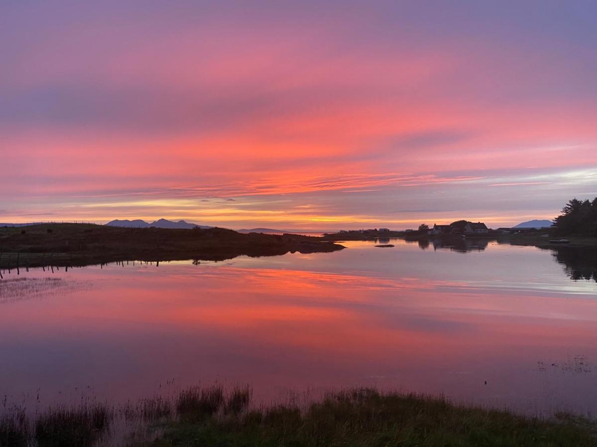 The Sheiling Holiday Home With Gorgeous Views Over The Isles Arisaig Exterior foto