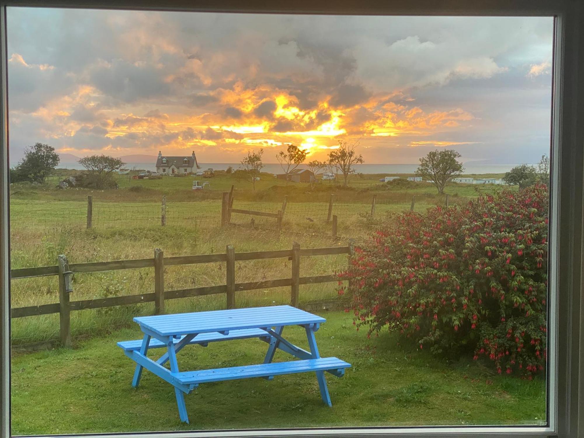 The Sheiling Holiday Home With Gorgeous Views Over The Isles Arisaig Exterior foto